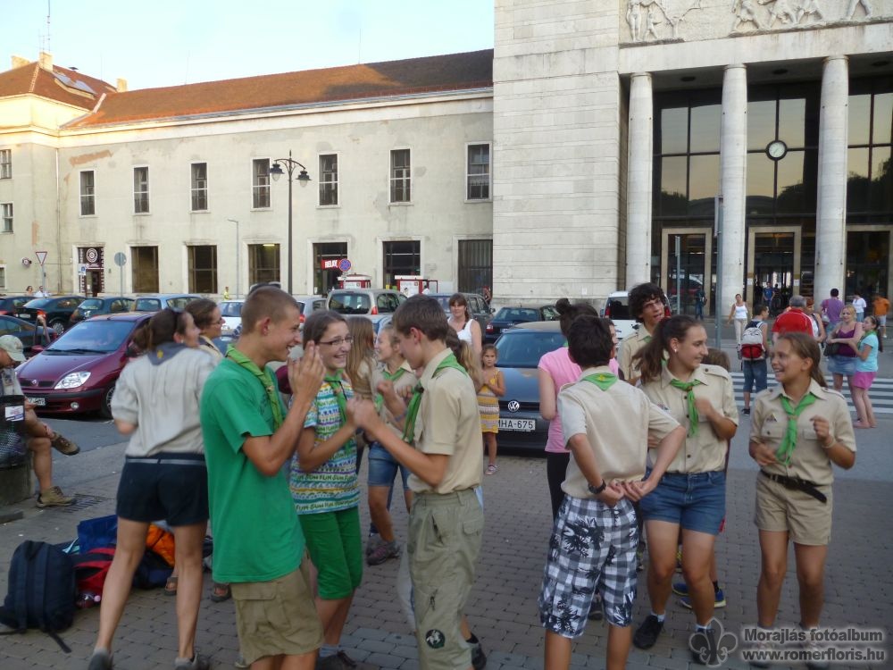 Még egy póóóni is belefér