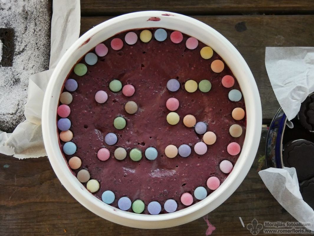 Színes huszonötös