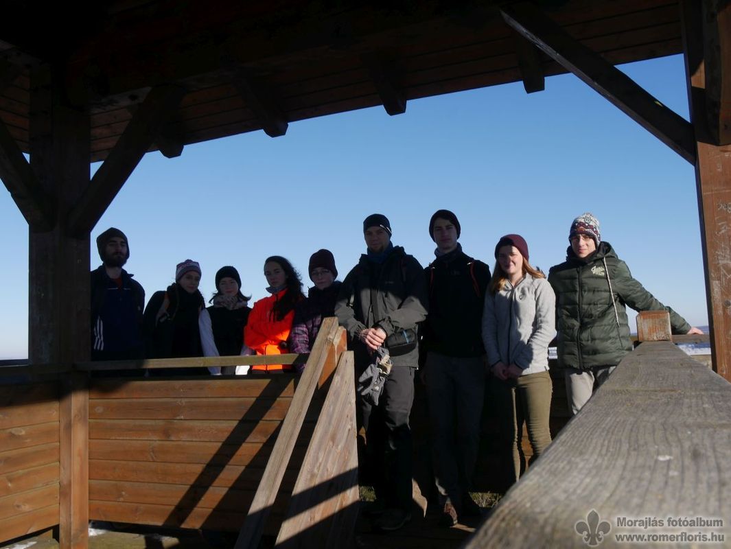 Csoportkép a kilátóban